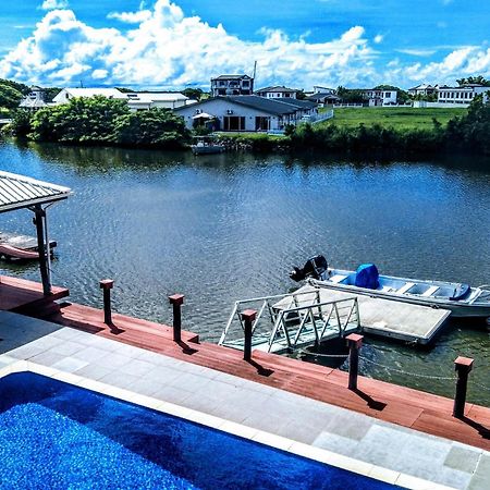Waterfront Sunset Apartment นาดี ภายนอก รูปภาพ