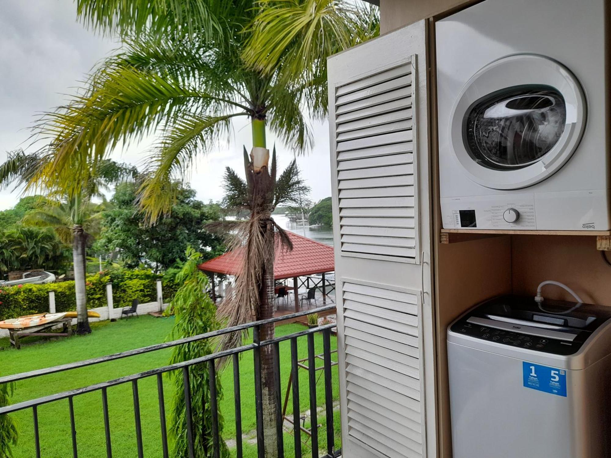 Waterfront Sunset Apartment นาดี ภายนอก รูปภาพ