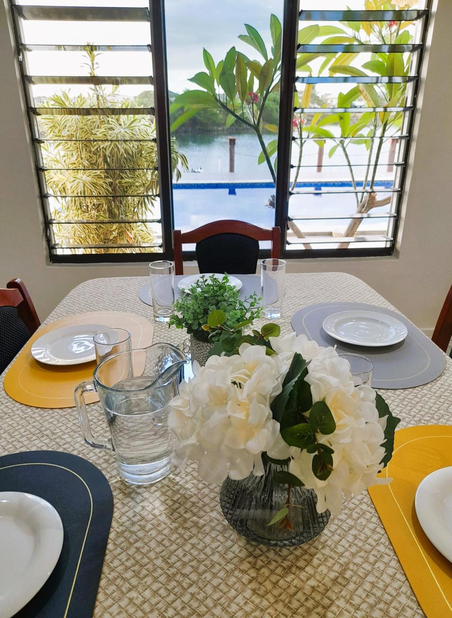 Waterfront Sunset Apartment นาดี ภายนอก รูปภาพ