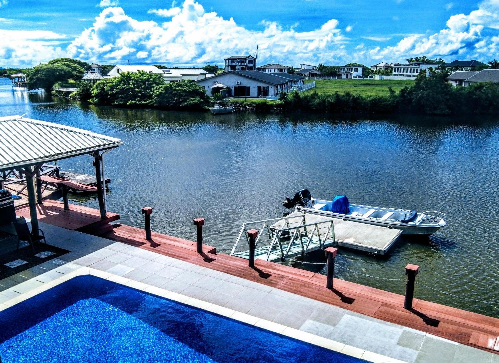Waterfront Sunset Apartment นาดี ภายนอก รูปภาพ